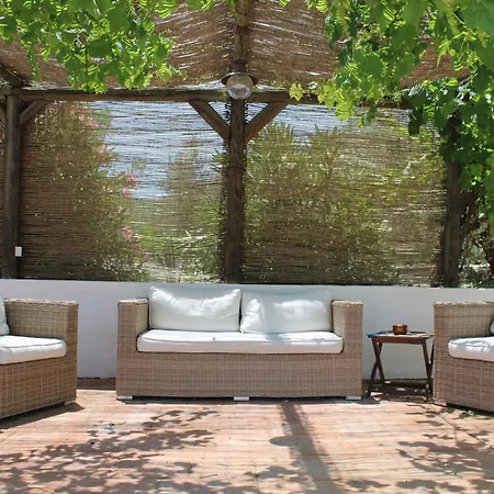 Casa Urrutia & El Granero Holiday home *